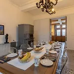 Chateau De Saint Mayeul 3* Joze