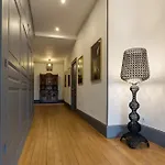 Chateau De Saint Mayeul Konukevi
