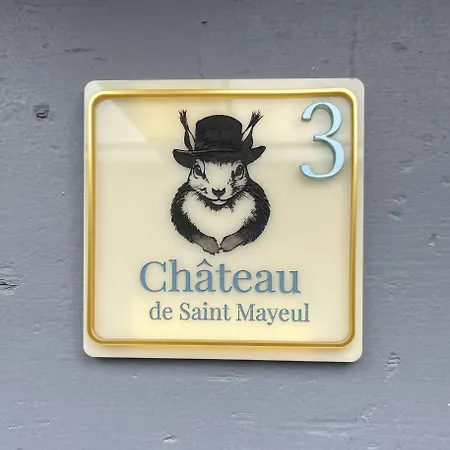 Château De Saint Mayeul Casa de hóspedes 3*