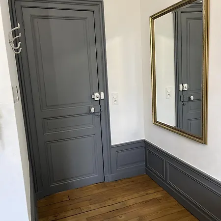 Chateau De Saint Mayeul 3*