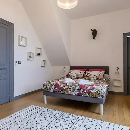 Chateau De Saint Mayeul Gasthof 3*